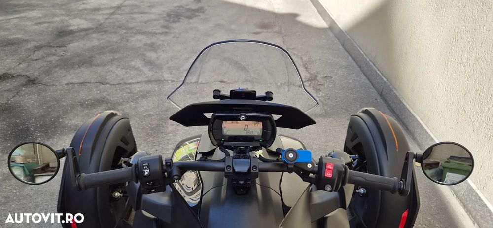 Can-Am Ryker 900 - 7