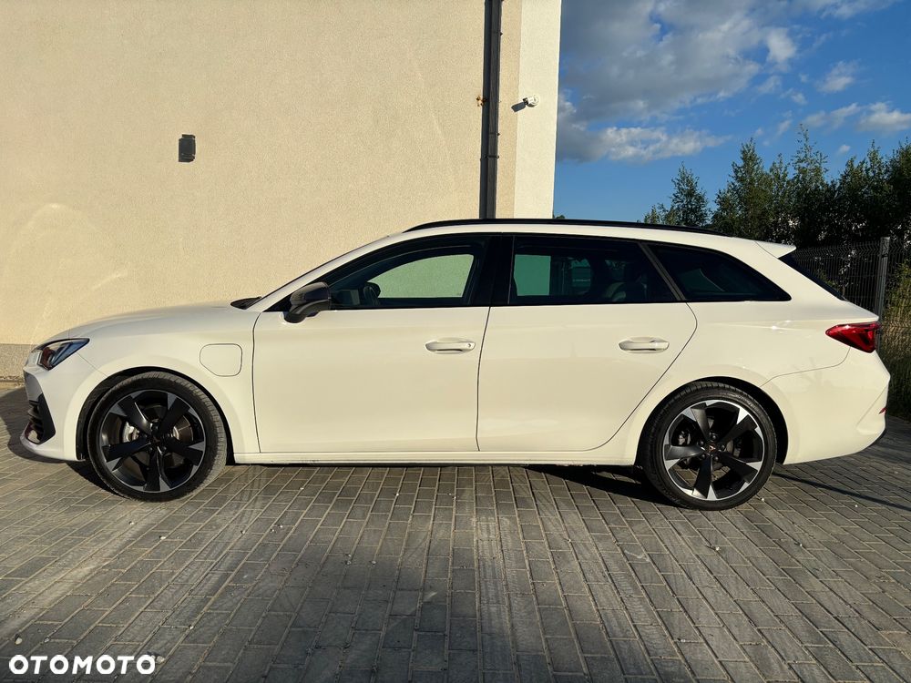 Cupra Leon 1.5 e-Hybrid PHEV DSG - 4