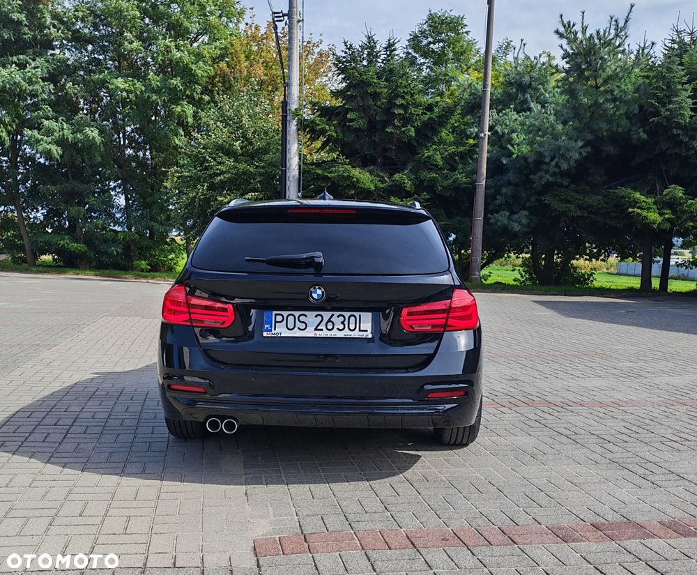 BMW Seria 3 320d Sport Line - 4