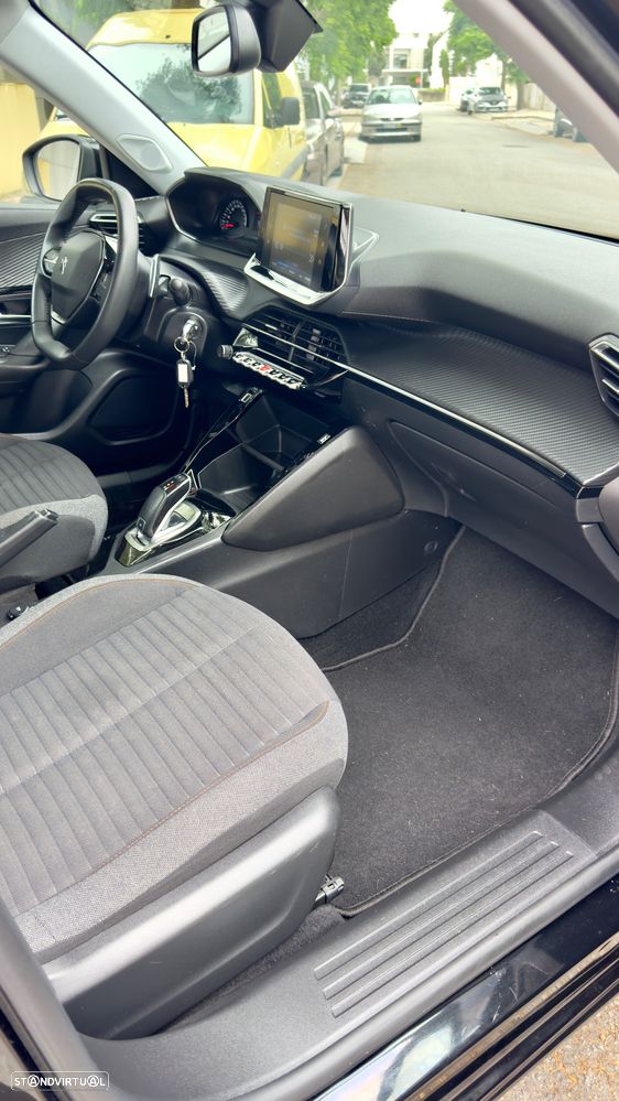 Peugeot 2008 PureTech 110 GPF Stop&Start EAT6 Active - 17