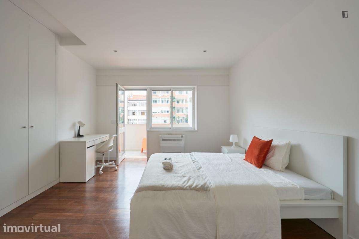 Quarto - localizado em Entrecampos Lisbon - Grande imagem: 2/25