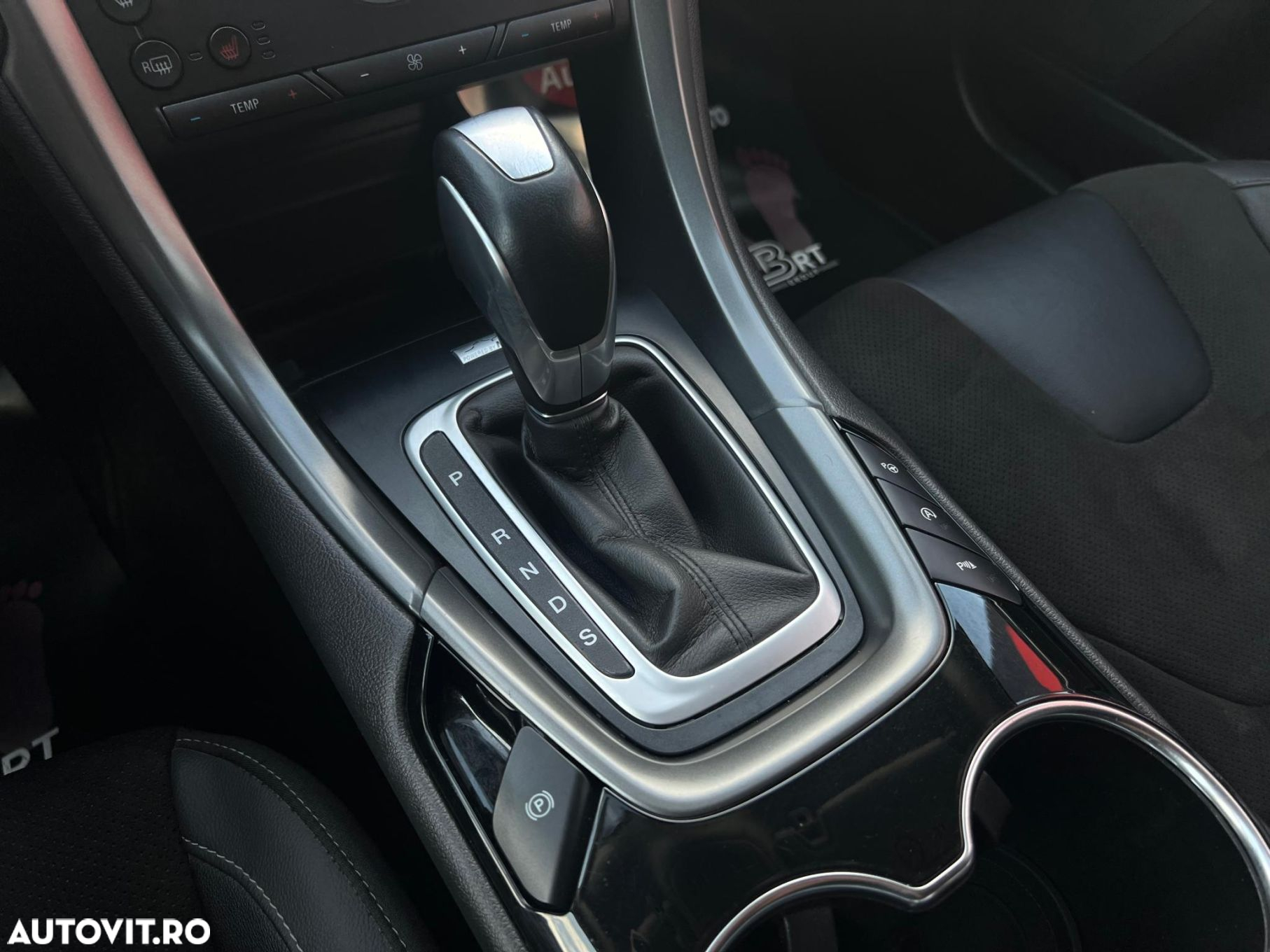 Ford Mondeo - 11