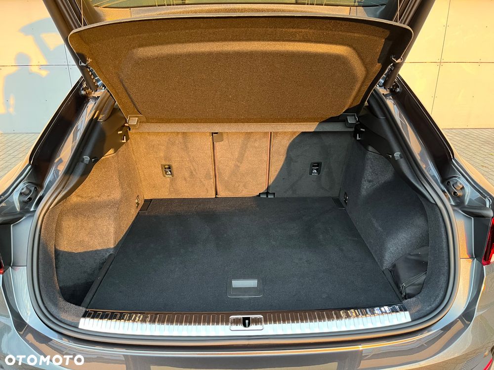 Audi Q3 Sportback 35 TDI S tronic S line - 34