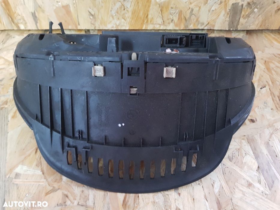 Ceasuri Bord Bmw F10 F11 F01 F15 F16 Volan Stanga Europa - 1