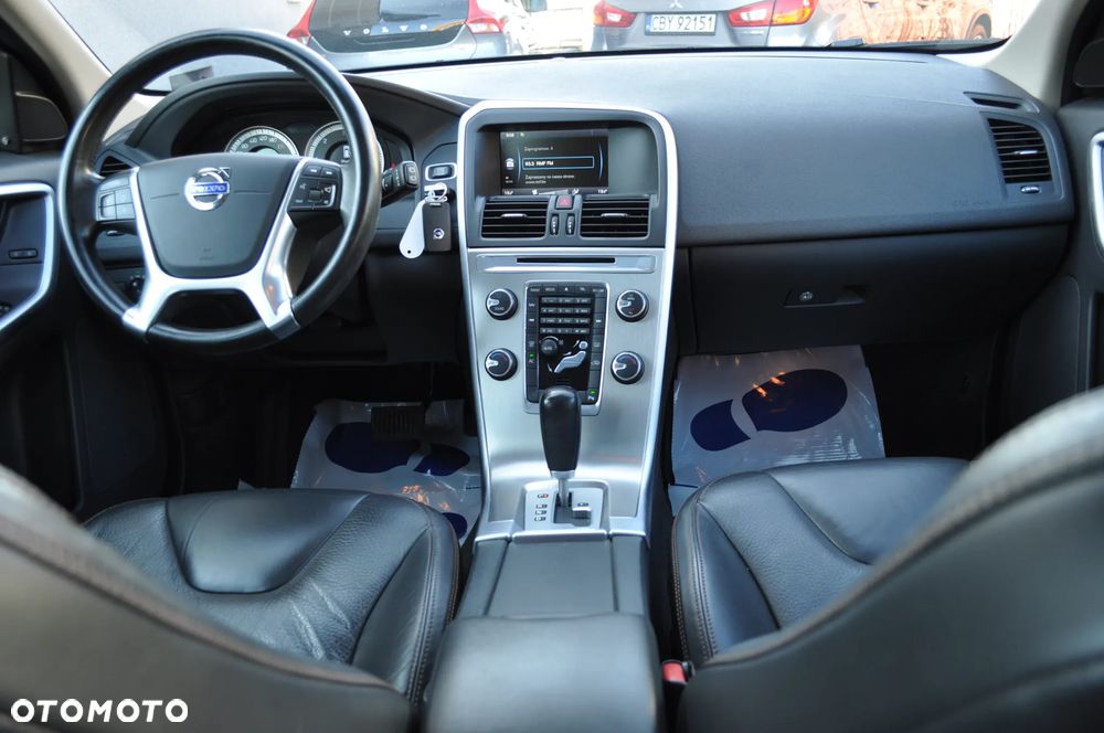 Volvo XC 60 D3 Momentum - 19