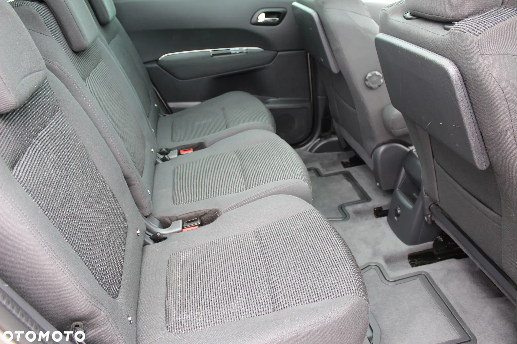 Peugeot 5008 2.0 BlueHDi Allure - 8