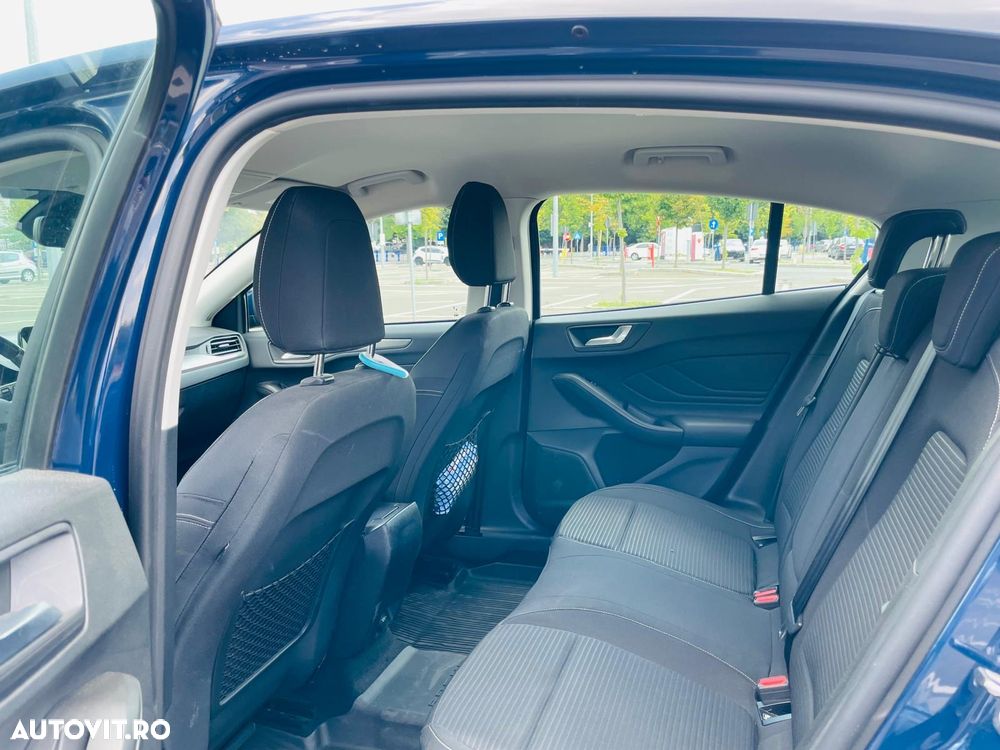 Ford Focus - 15