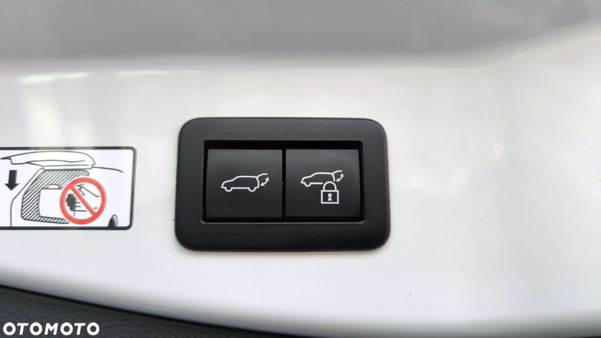 Toyota C-HR 2.0 Hybrid Dynamic Force Executive AWD - 35