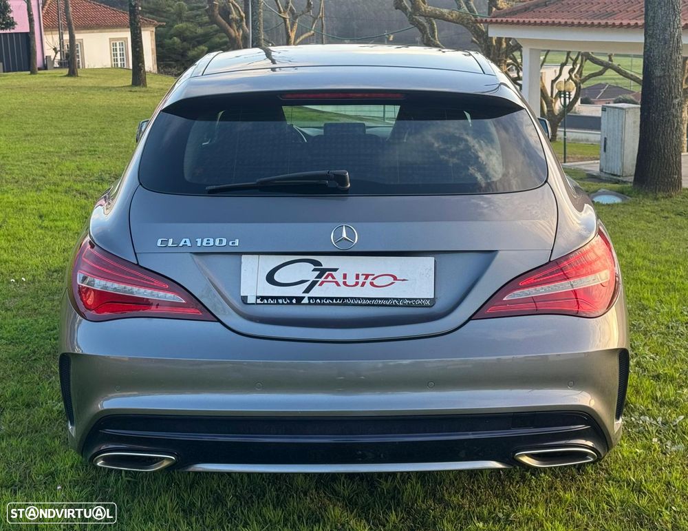 Mercedes-Benz CLA 180 d Shooting Brake AMG Line - 11