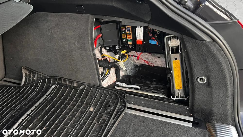 Audi A6 ver-2-4-multitronic - 33