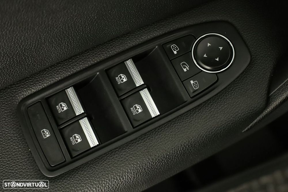 Renault Captur 1.0 TCe Techno Bi-Fuel - 22