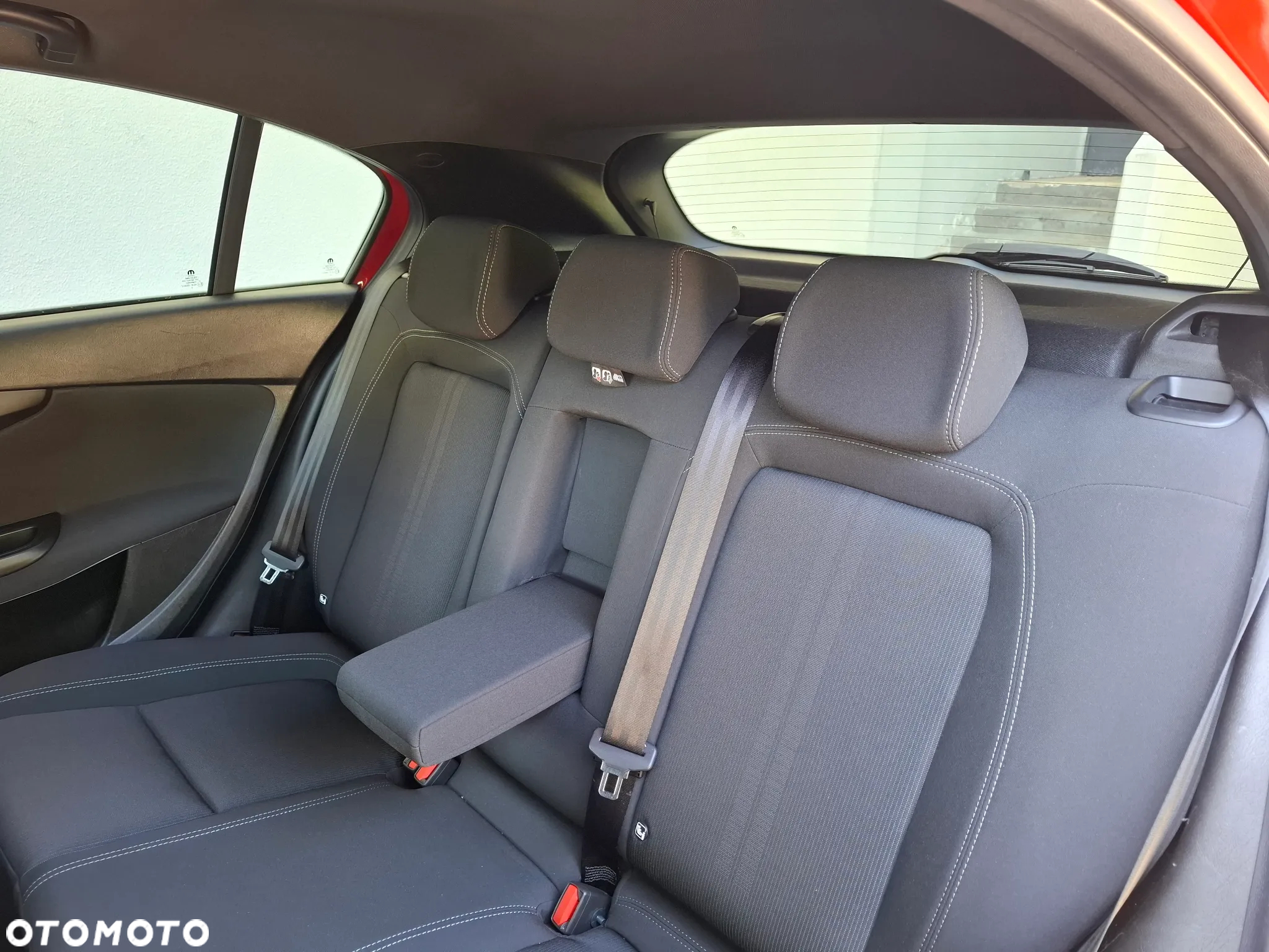 Fiat Tipo 1.4 T-Jet 16v Sport - 16