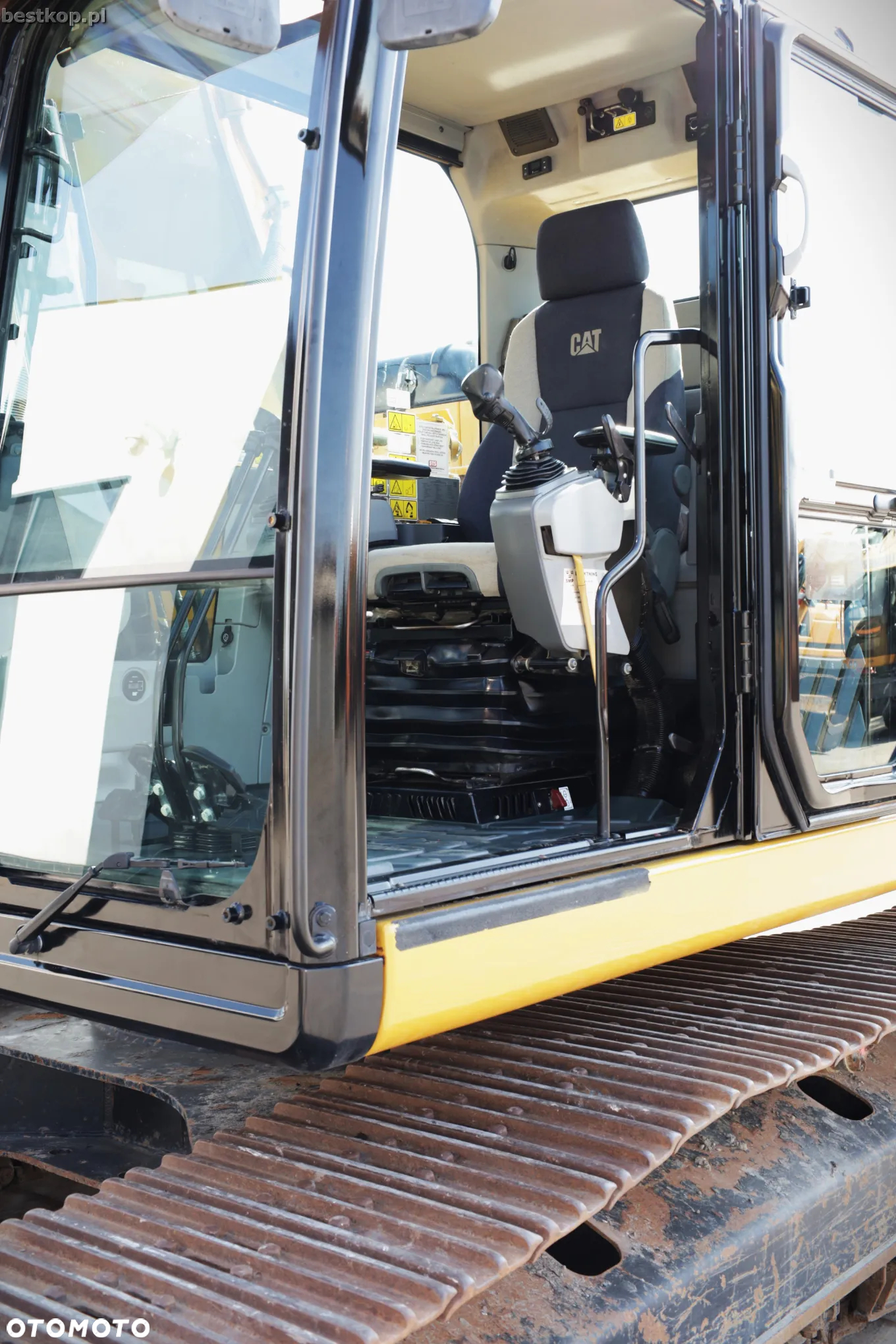 Caterpillar 320FL CAT - 18