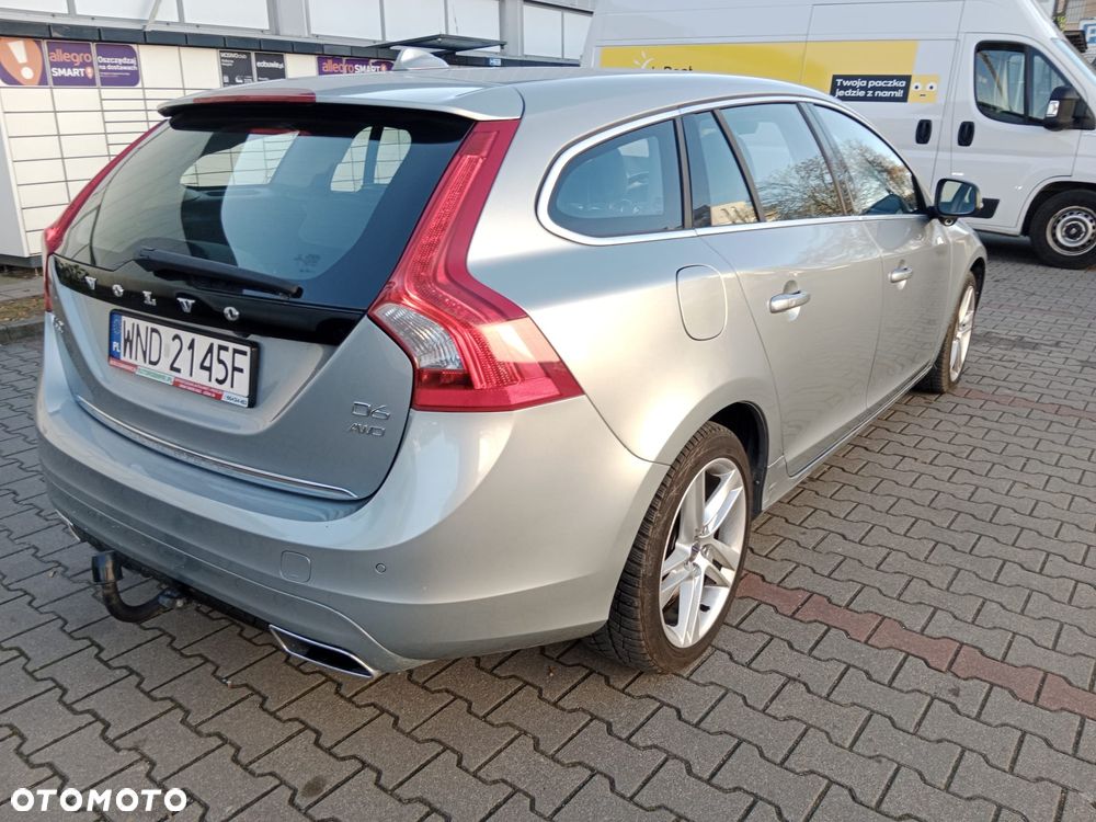 Volvo V60 D6 AWD Plug-in Hybrid Summum - 5