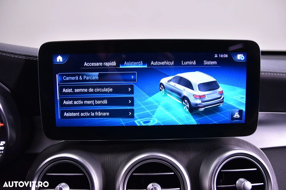 Mercedes-Benz GLC 300 d 4Matic 9G-TRONIC AMG Line - 21