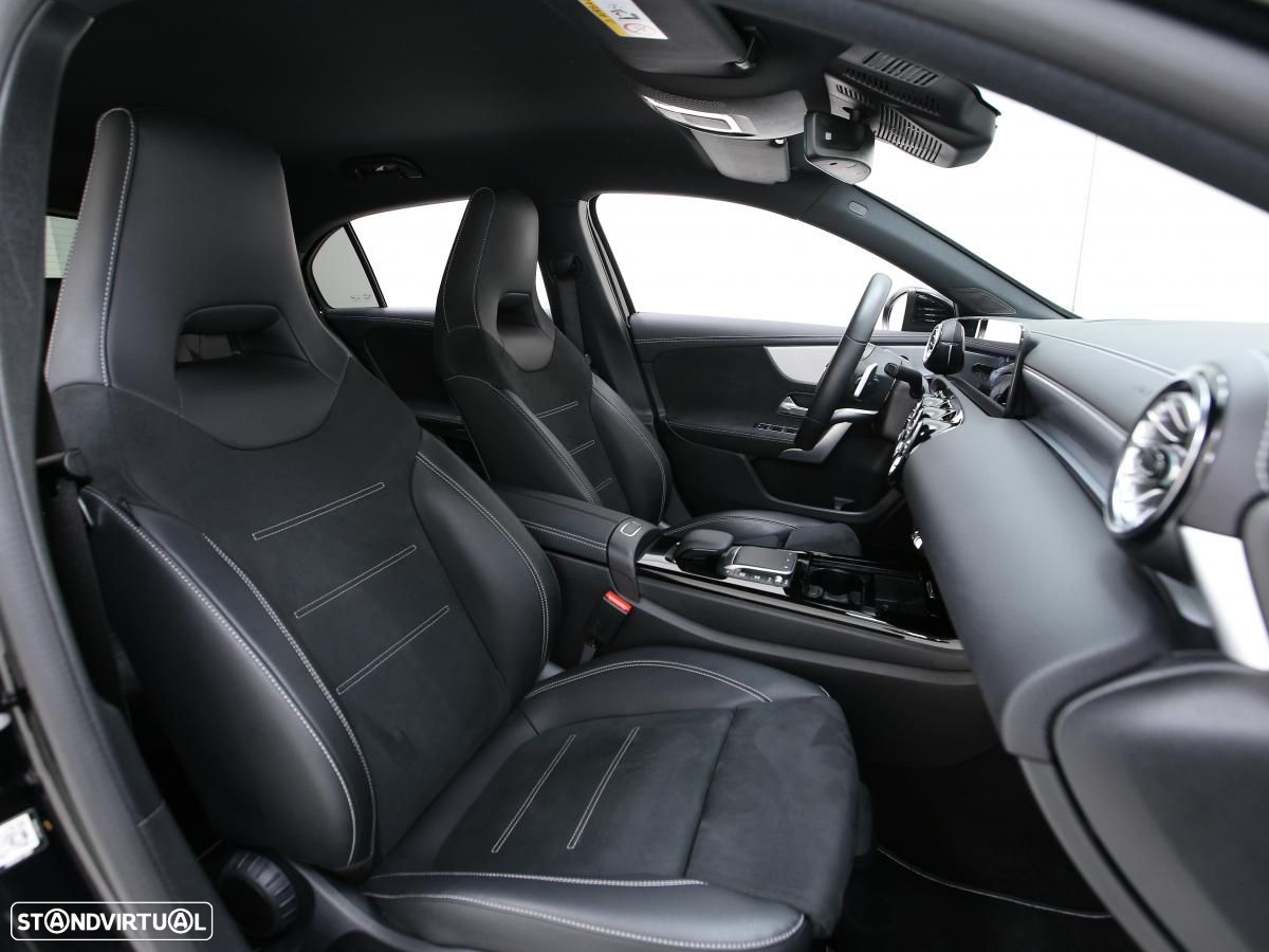 Mercedes-Benz A 250 e 8G-DCT AMG Line - 12