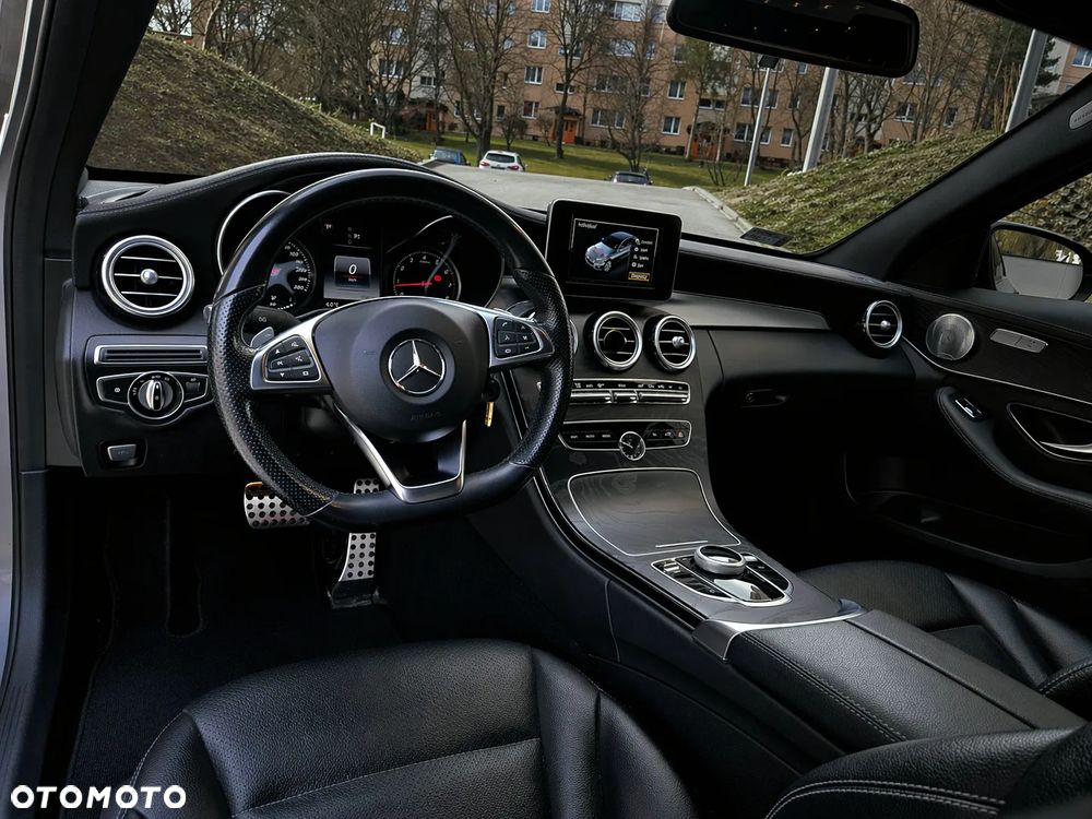Mercedes-Benz Klasa C 200 7G-TRONIC - 21