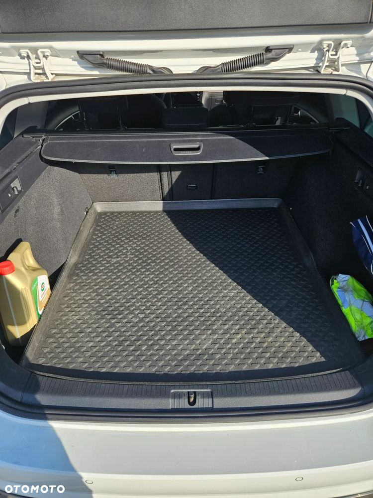 Volkswagen Golf VII 1.6 TDI BMT Comfortline - 8