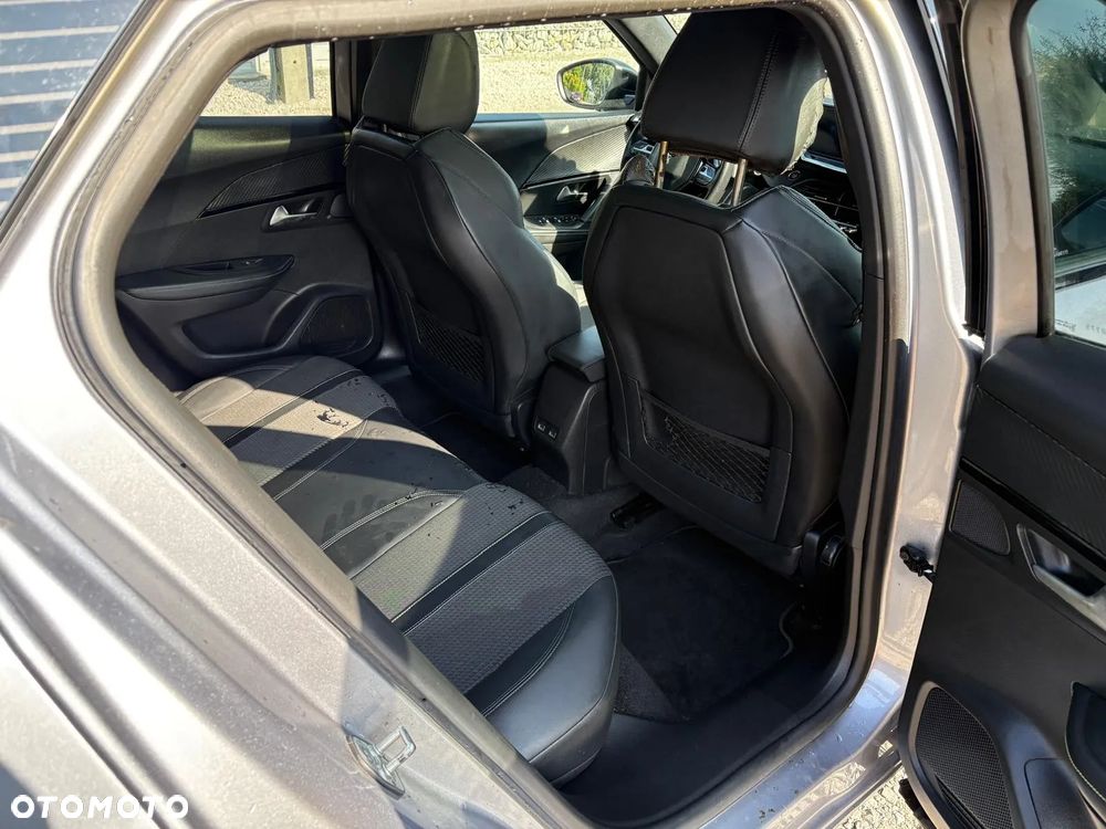 Peugeot 2008 1.2 PureTech GT Line S&S EAT8 - 24