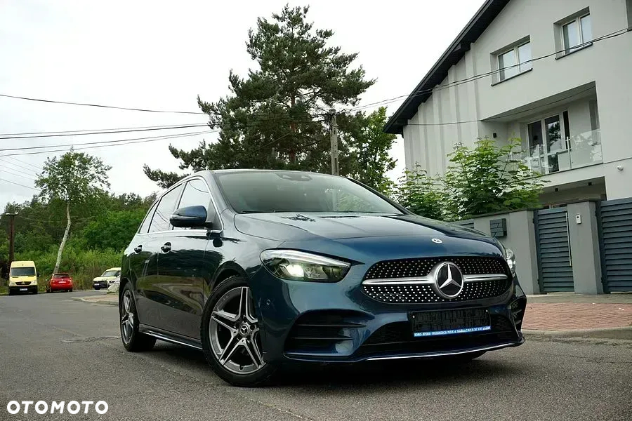 Mercedes-Benz Klasa B 180 7G-DCT AMG Line Advanced Plus - 2