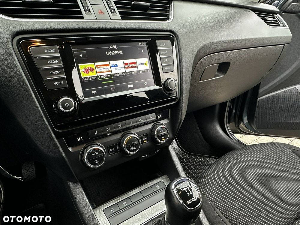 Skoda Octavia 2.0 TDI 4x4 Scout - 25