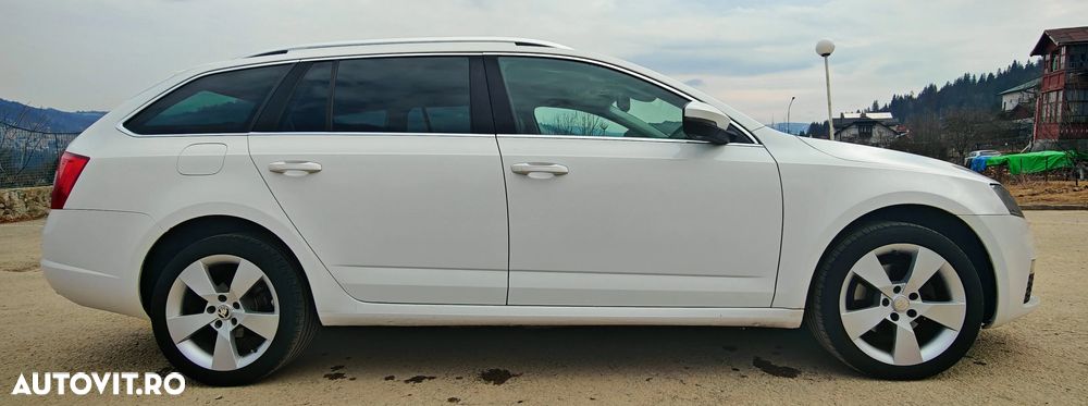 Skoda Octavia 2.0 TDI AMBITION DSG - 34