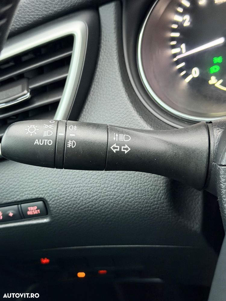 Nissan Qashqai 1.2 DIG-T Start/Stop Tekna - 27