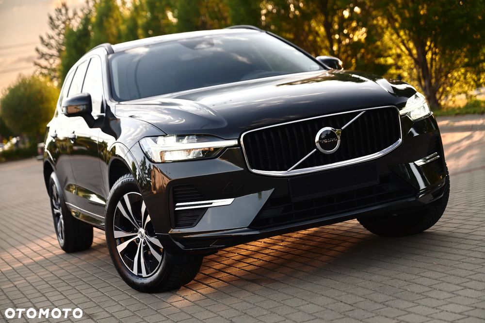 Volvo XC 60 B4 D AWD Momentum Pro - 5