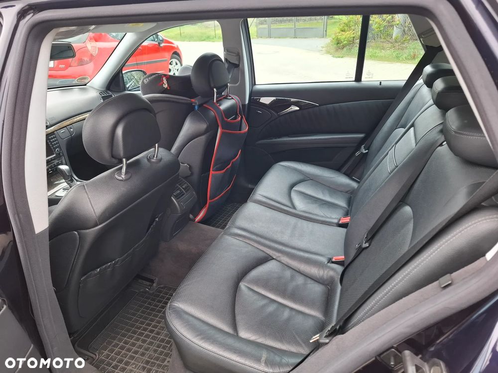 Mercedes-Benz Klasa E 320 T Avantgarde - 17