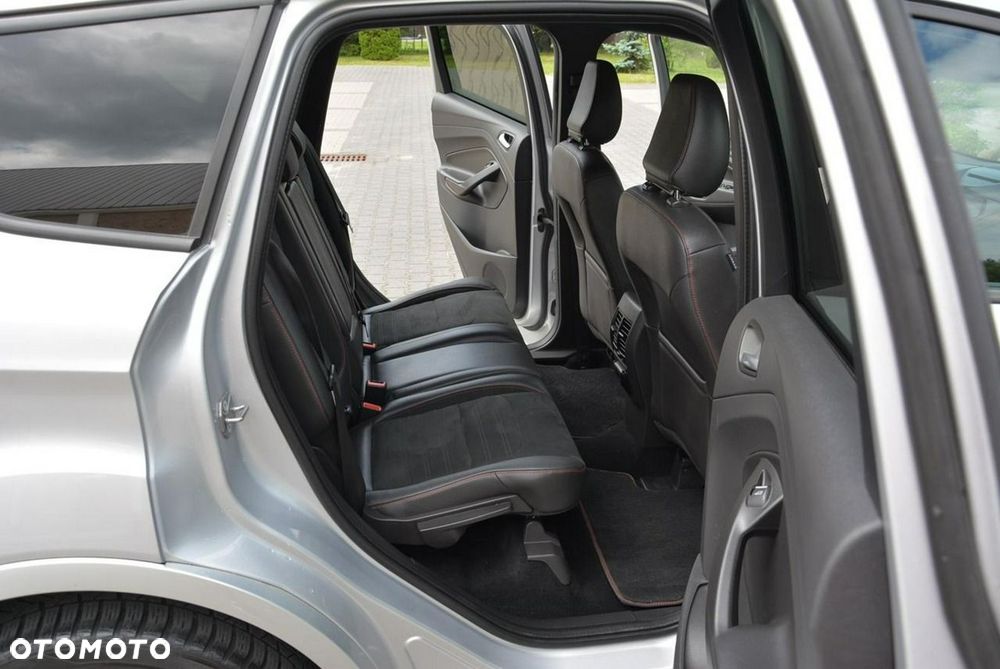 Ford Kuga 2.0 TDCi 4x4 ST-Line - 15