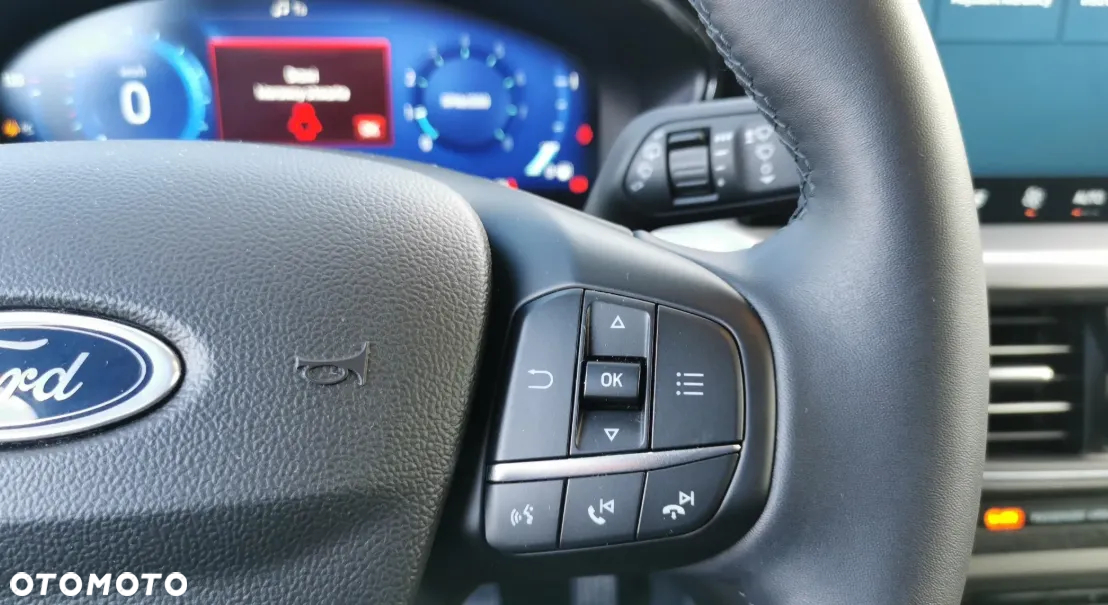 Ford Focus 1.0 EcoBoost Titanium X - 17