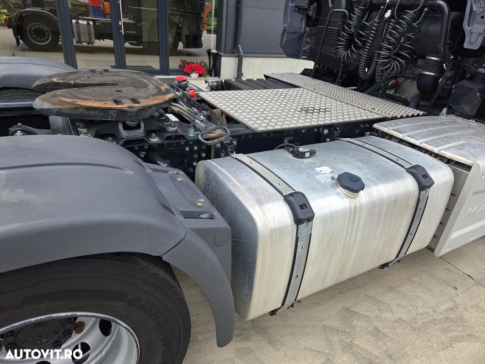 MAN TGX 18.510, 2023,126.353, AUTOMATA+RETARDER, 2 paturi, Cab inalta si lata cu SPOILERE, KIT BASCULARE, FRIGIDER, rulata in GERMANIA, Carte Identitate RAR, rezervor 600l aluminiu, volan piele, CA NOU, posibilitate leasing 4 ani-PROMOTIE 66.900 EUR+Tva - 14
