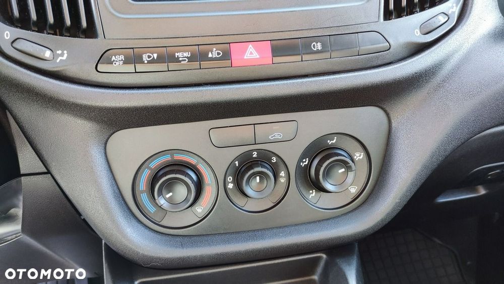 Fiat Doblo - 31