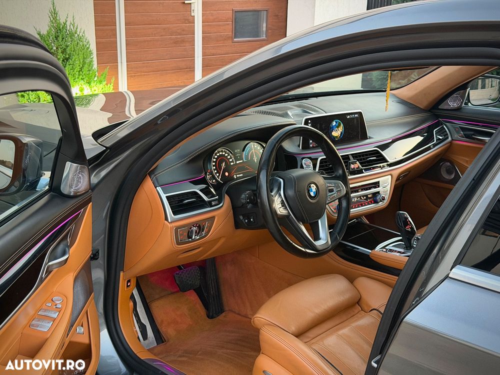 BMW Seria 7 740e iPerformance - 20