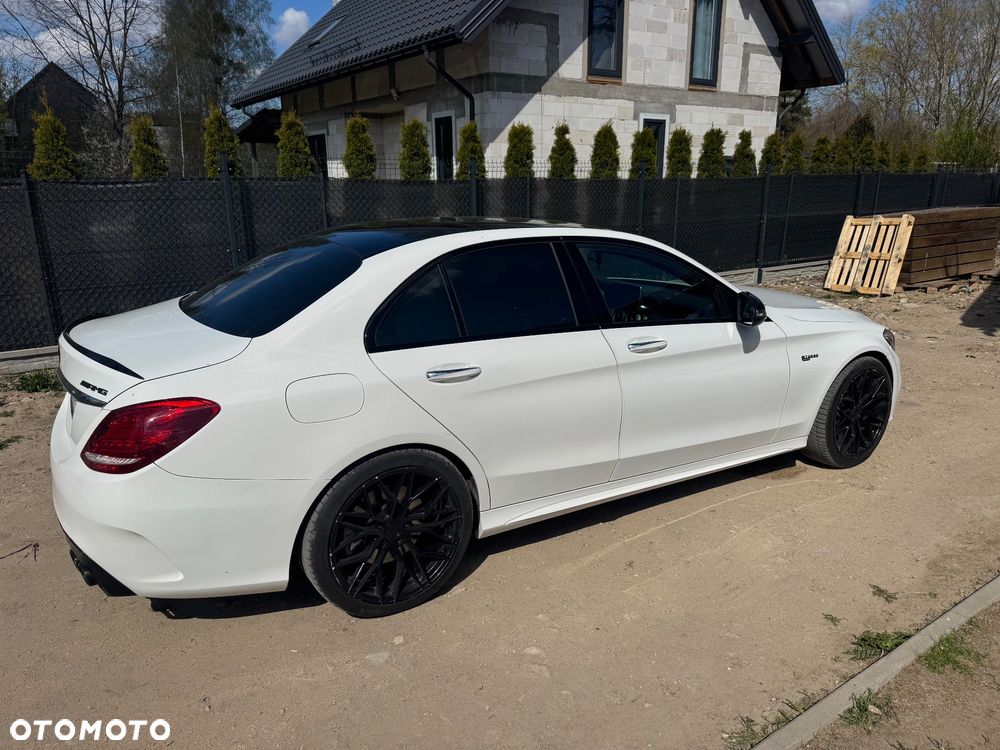Mercedes-Benz Klasa C 450 AMG 4Matic 7G-TRONIC - 2