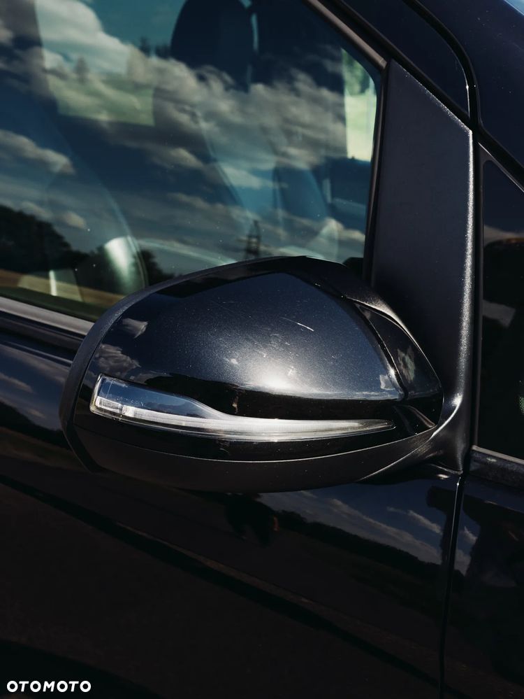 Mercedes-Benz Klasa V 300 d 4-Matic 9G-Tronic - 20