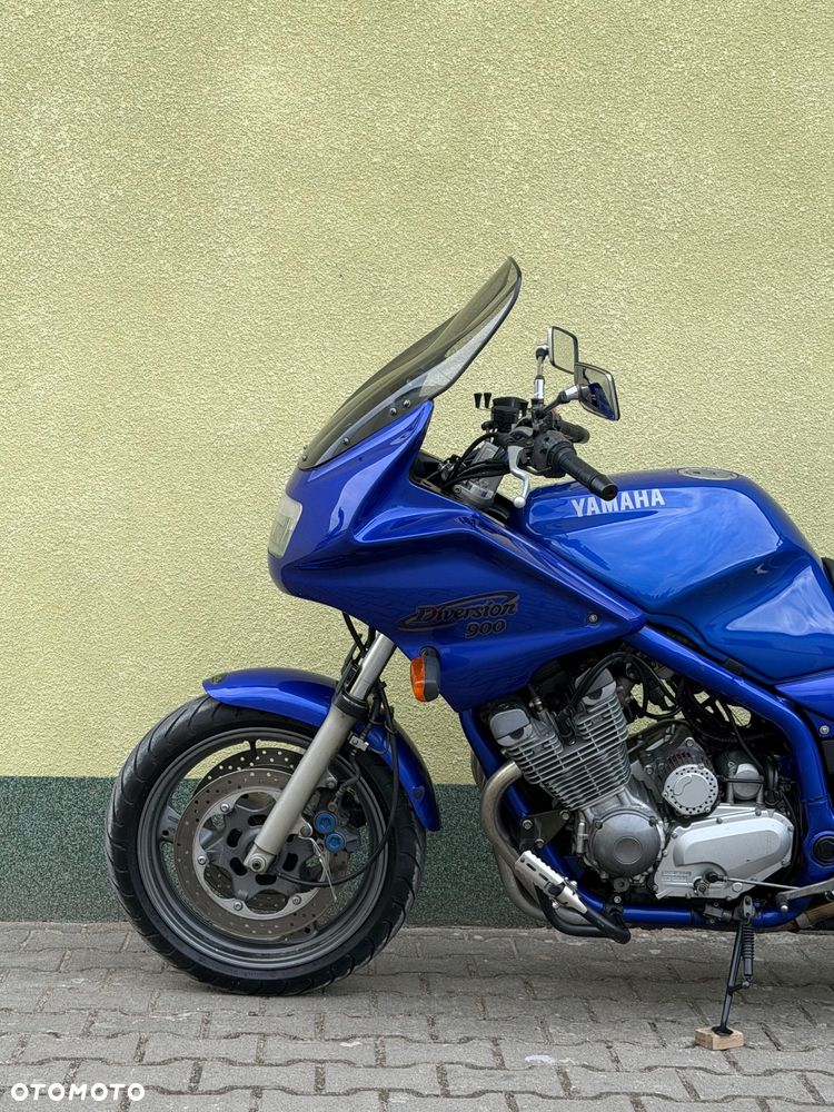 Yamaha XJ - 26