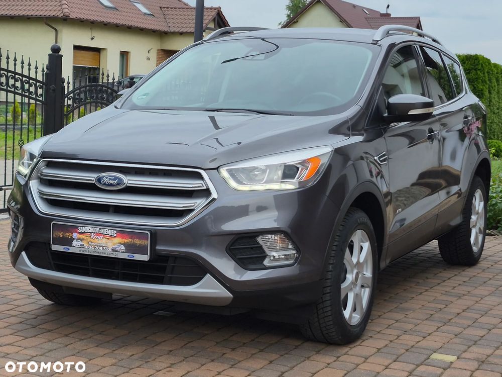 Ford Kuga - 37