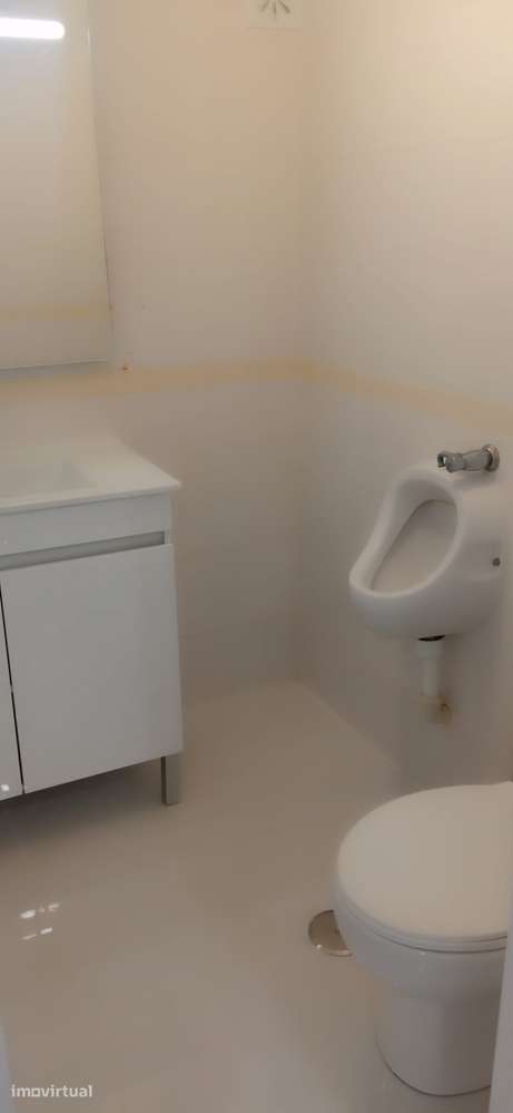 Vende-se Loja em Vale Milhaços Remodelada - Grande imagem: 5/10
