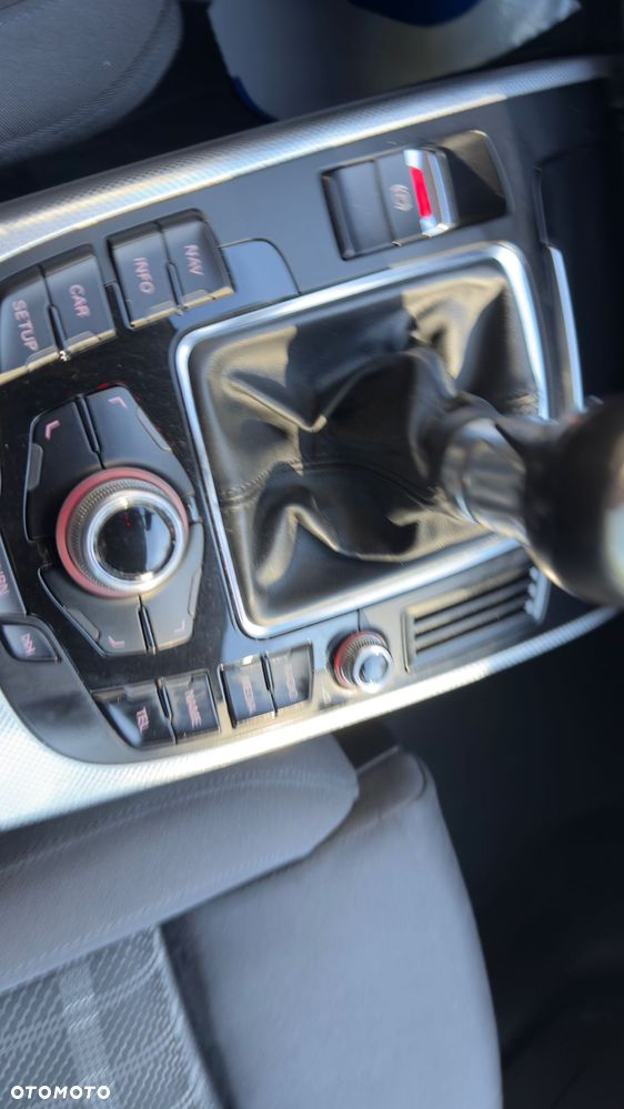 Audi A4 Avant 2.0 TDI DPF Ambiente - 16