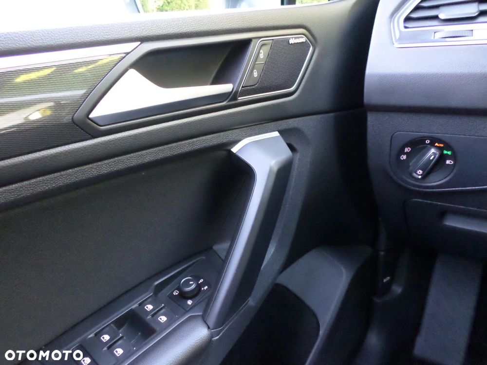 Volkswagen Tiguan - 18