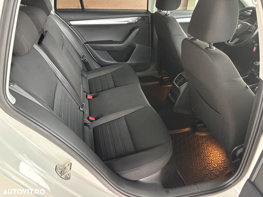 Skoda Octavia Combi 1.0 TSI Ambition - 30