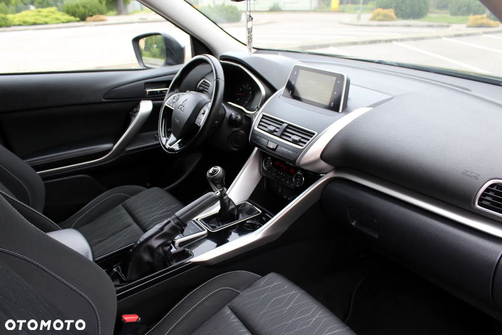 Mitsubishi Eclipse Cross 1.5 T-MIVEC 2WD Spirit - 18