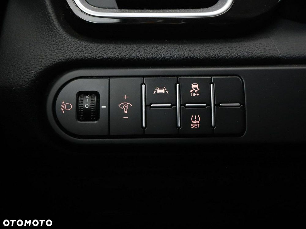 Kia XCeed 1.4 T-GDI OPF VISION - 32