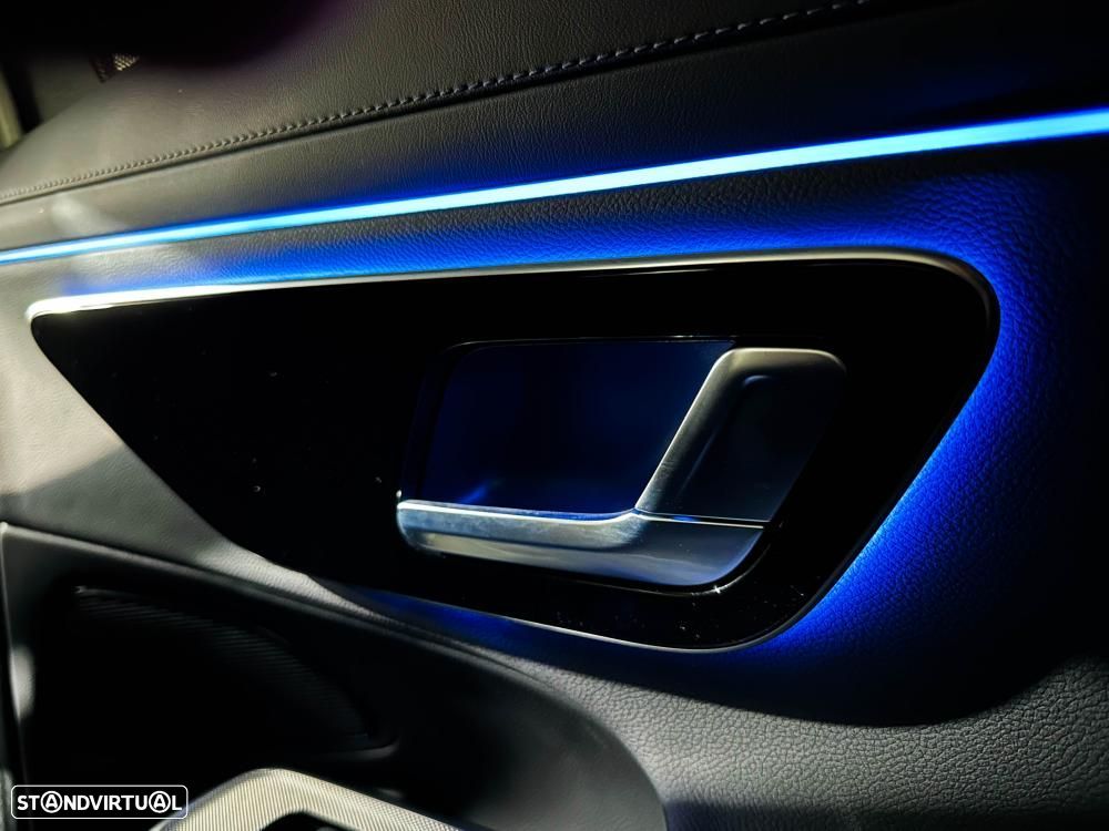 Mercedes-Benz E 300 e Station 9G-TRONIC AMG Line - 25