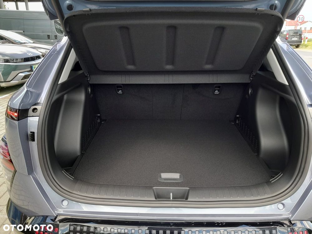 Hyundai Kona 65kWh Executive - 11