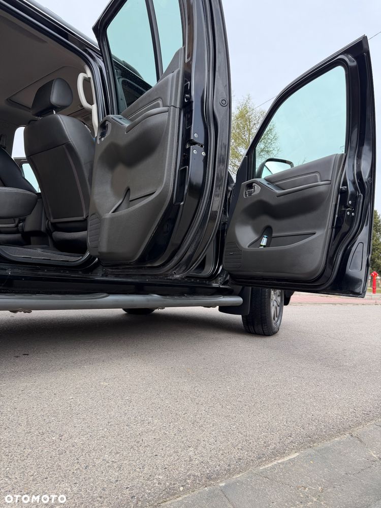 Nissan Navara - 28