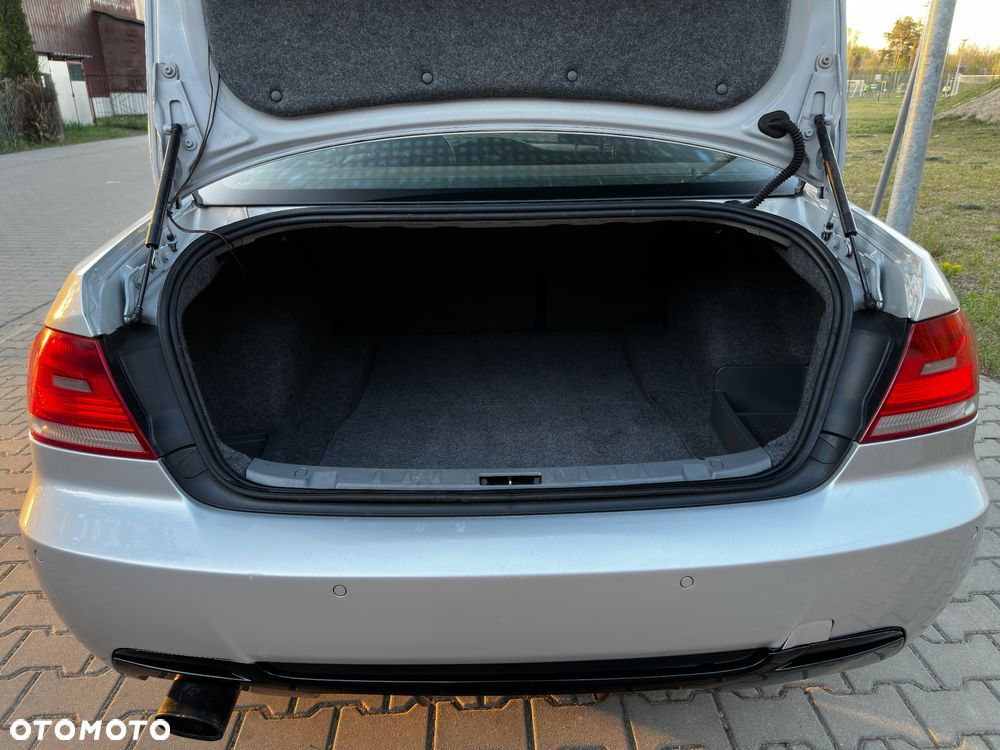 BMW Seria 3 320i - 21