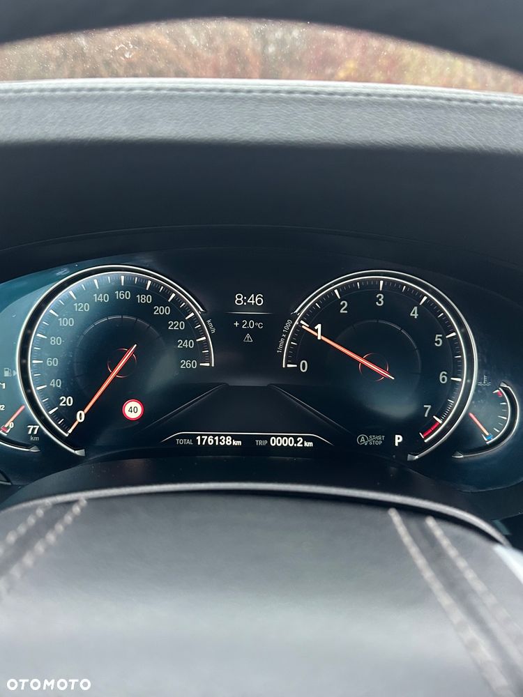 BMW Seria 5 530i xDrive Luxury Line - 26