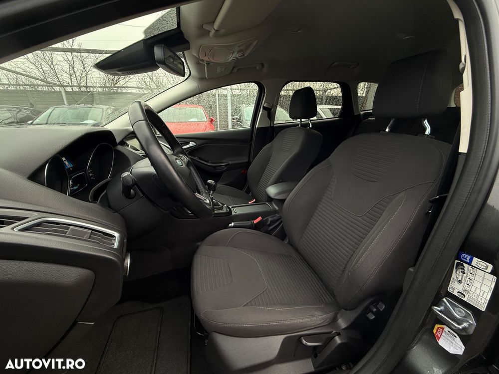 Ford Focus 1.5 TDCi Titanium - 9